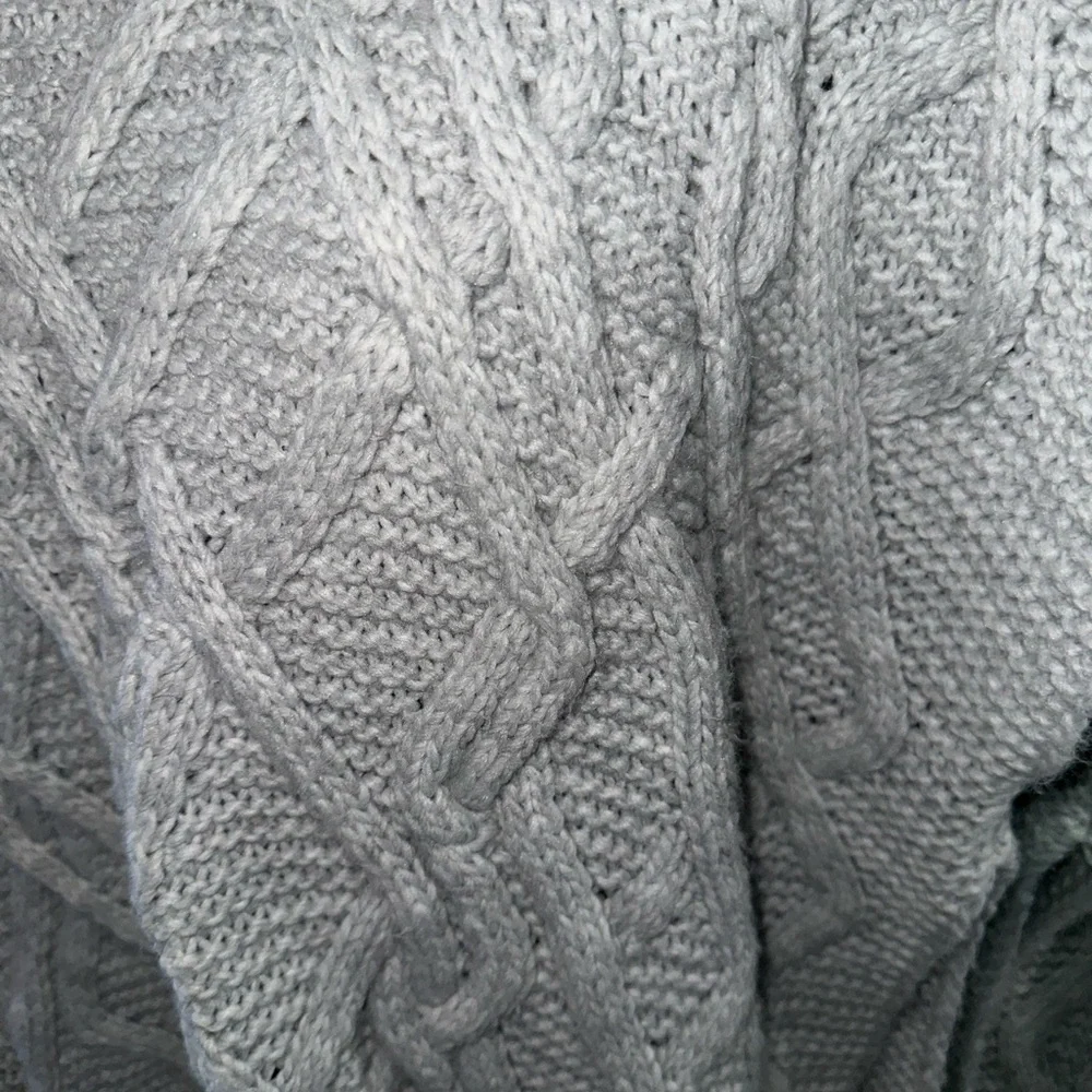 Liz Claiborne Light Gray Cable Knit Turtleneck Poncho Sweater